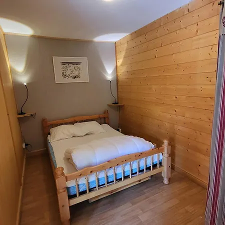 Calme 2 Pieces, Terrasse, Animaux Admis, Parking - Fr-1-513-95 Apartman *